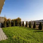 Sunny Apartment With Parking & Garden By Noclegi Renters
