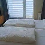 Hotel Marina Club Old Town View
