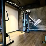 Laura Apartment With Sauna & Gym, 5 Min To Baltic Sea & Polsat Plus Arena