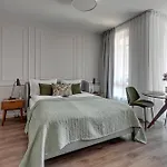 Scala City Center Premium Studios By Lion Apartments