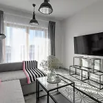 Nadmotlawie Riverside - Parking, Sauna & Gym By Downtown Apartments