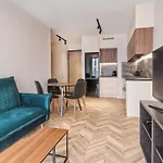 Platinium Garnizon Modern