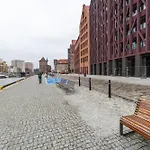 Apartament Pod Zurawiem Chmielna 110 By Alqueen Apartments