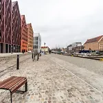 Apartament Pod Zurawiem Chmielna 110 By Alqueen Apartments