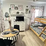 Przytulne Mieszkanie Kawalerka Nad Morzem