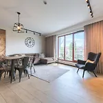 Waterlane Island - Riverview Pool, Spa, Gym & Parking By Downtown Apartments