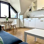 Studio Zuberek V
