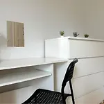 Trio Room - 12 Minutes To Gdansk Old Town & Seaside