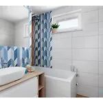 Breeze Apartment - Charming Place, 15 Minutes To Gdansk Old Town & 5 Minutes To Seaside