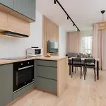 Modern Studio With Balcony Near Arena Gdansk By Noclegi Renters