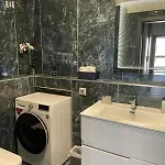 Exclusive Riverbank Apartment Torunska