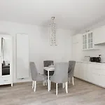 Lavoo Boutique Apartments