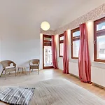 Grand Apartments - Neptun Park Sunny 2 Bedrooms Apartment