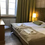 Patio Apartments - Old Town