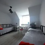 Wendy\'S Apartment