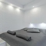 Lux White Apartment Gdansk