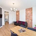 Old Town Super Apartment Ogarna