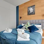 The Maritime Suite - Luxury Botanica