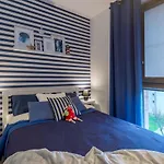 Anchor Apartments Marine