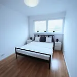 Apartament Kwatera Prywatna Albatros 3-Pokojowe Balkon Parking Do Plazy Tylko 700 M