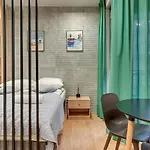 Grand Apartments - Garden Gates