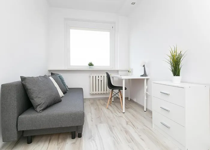 Rooms4Less