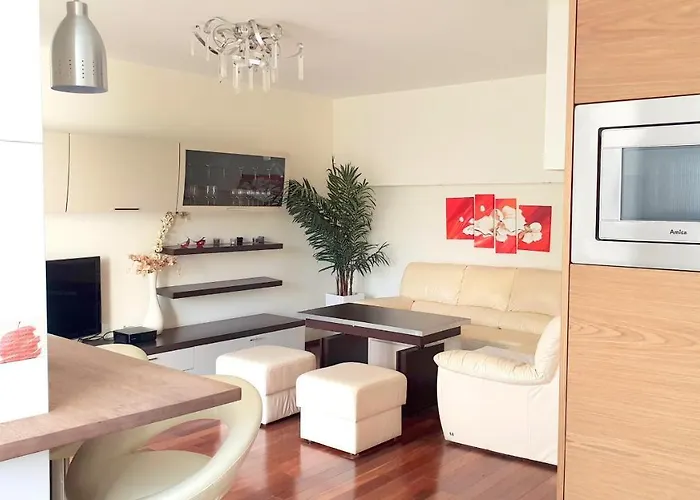 Apartament Ze Slonecznym Ogrodem