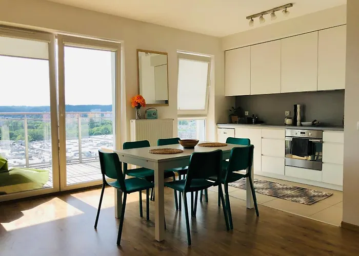 *14Th Floor A Lot Of Sun - Near Baltic Baltic Sea And Reagaen Park - Big Balkoon - Nice View - Private Parking Place - Gdansk Oldtown 20Min And Sopot 10Min