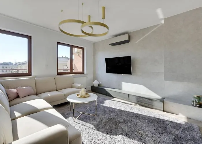 Aqua By Grand Apartments
