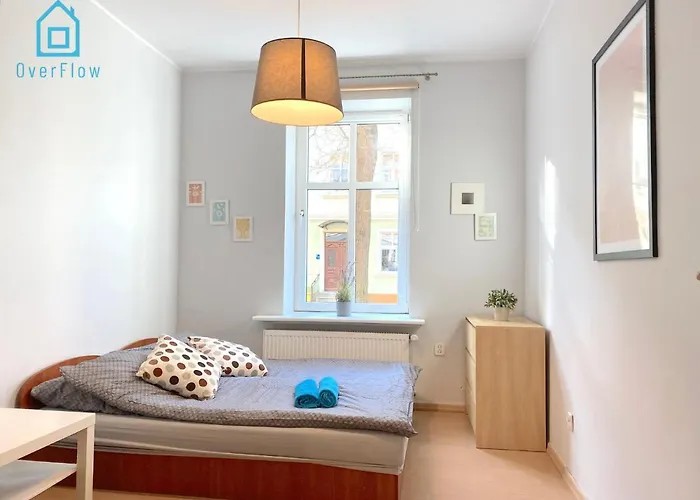 Pink Lady Room