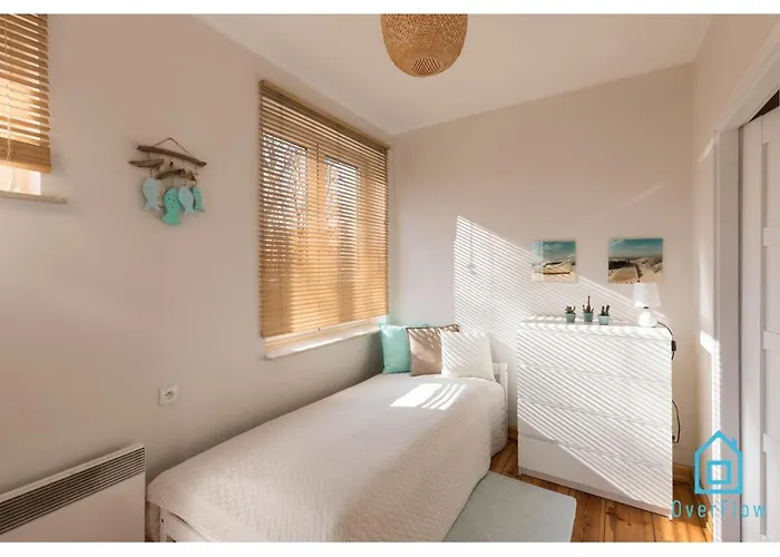 Bay Room