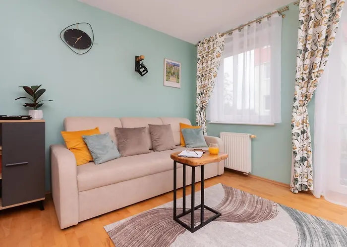 Subtle And Cosy Studio With Furnished Balcony In Gdansk By Noclegi Renters