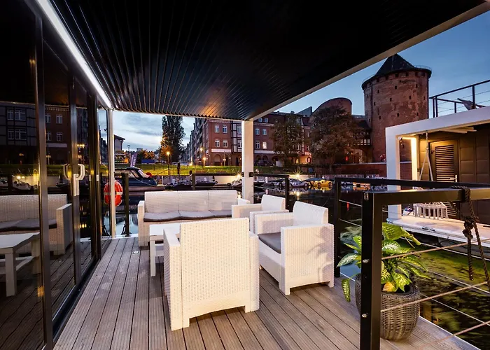Domy Na Wodzie - La Mare Motlava Houseboats With Sauna By Downtown Apartments