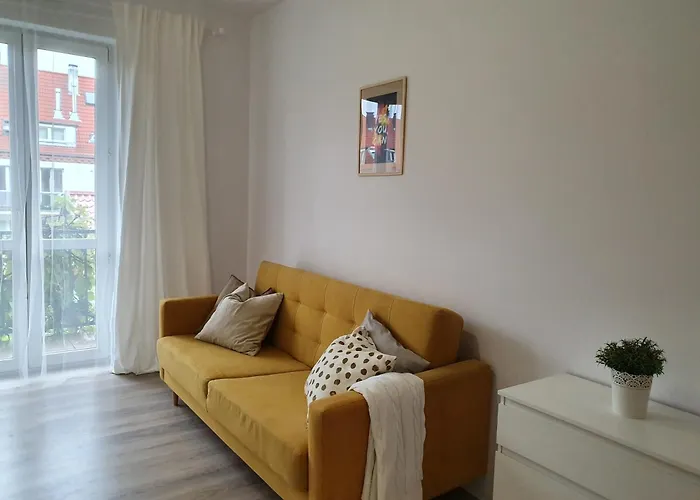 Urocze mieszkanie przy skwerku