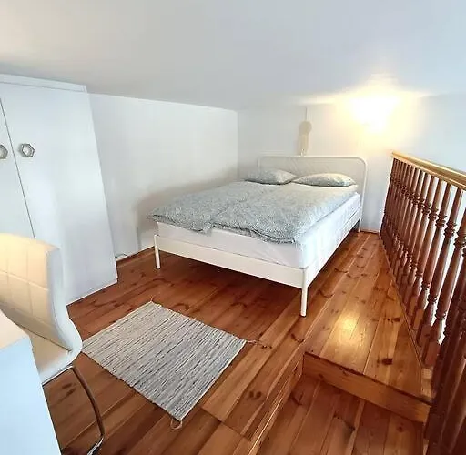 Old Town Mezzanine Apartment