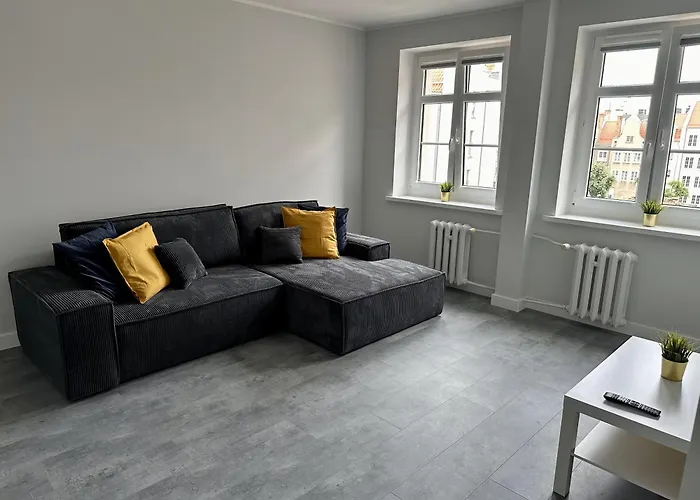 Lunette Apartments