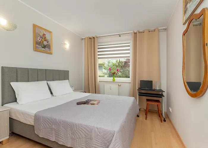 Przytulny Apartament Z Balkonem By Noclegi Renters