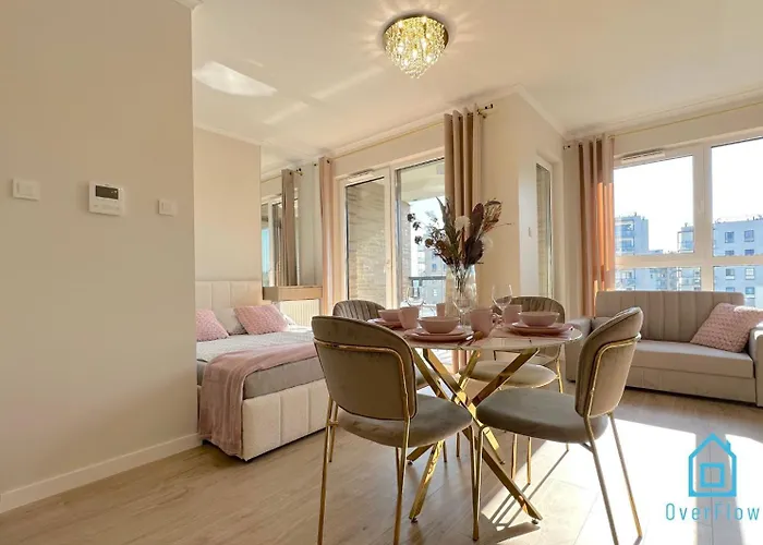 Laura Apartment With Sauna & Gym, 5 Min To Baltic Sea & Polsat Plus Arena