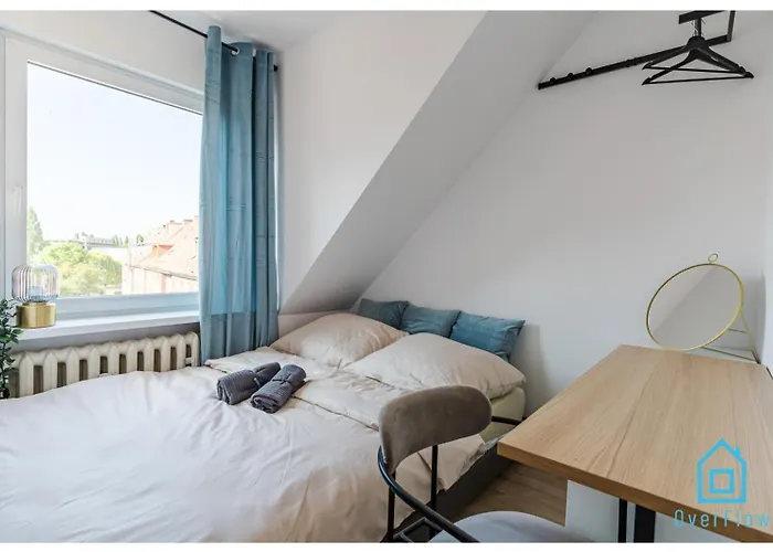 Pocahontas Room - 5 Minutes To Gdansk Old Town