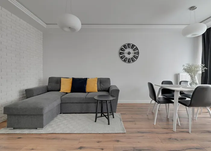 Chmielna Park - City Center & Parking By Downtown Apartments