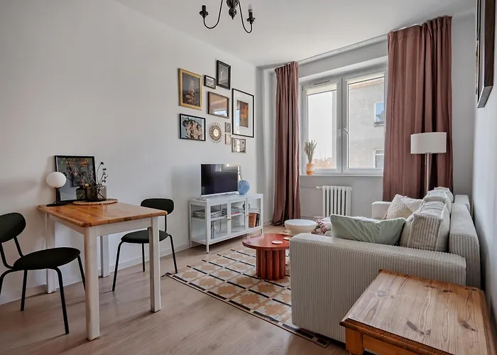 Wrzeszcz Apartment - Trams Nearby - By Rentujemy