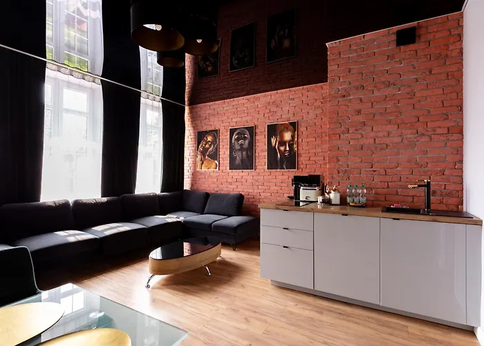 Gdansk Urban Chic Apartment By Bookinghost