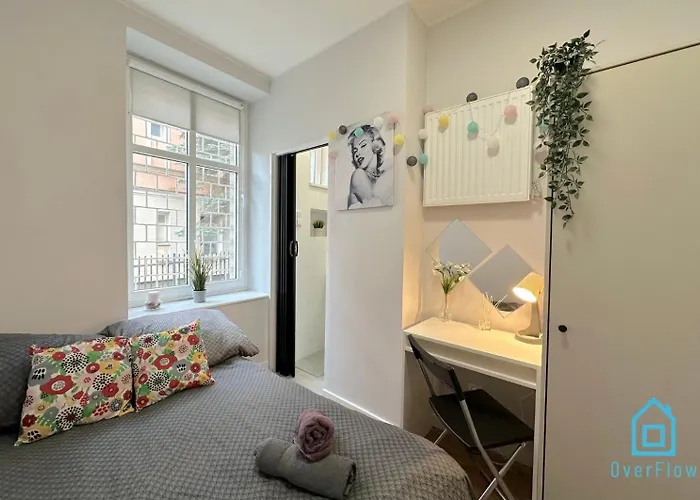Monroe Room - 15 Minutes To Gdansk Old Town & Sea