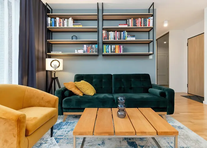 Modern Apartment With Parking & Balcony By Noclegi Renters