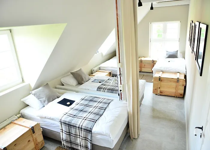 Five Point Hostel&Apartments