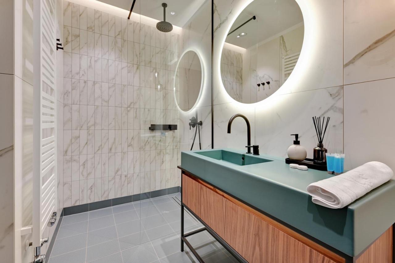 Deo Plaza By Blue Mandarin Apartment