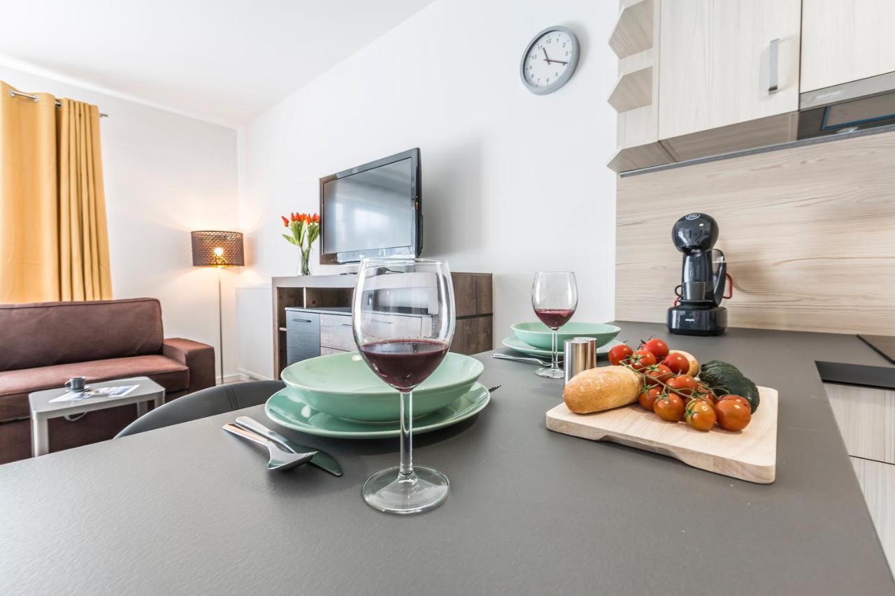 Hotel apartamentowy Symphony Baltica Towers 3*