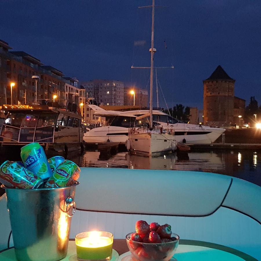 Laivamajoitukset Lodz Hermes *