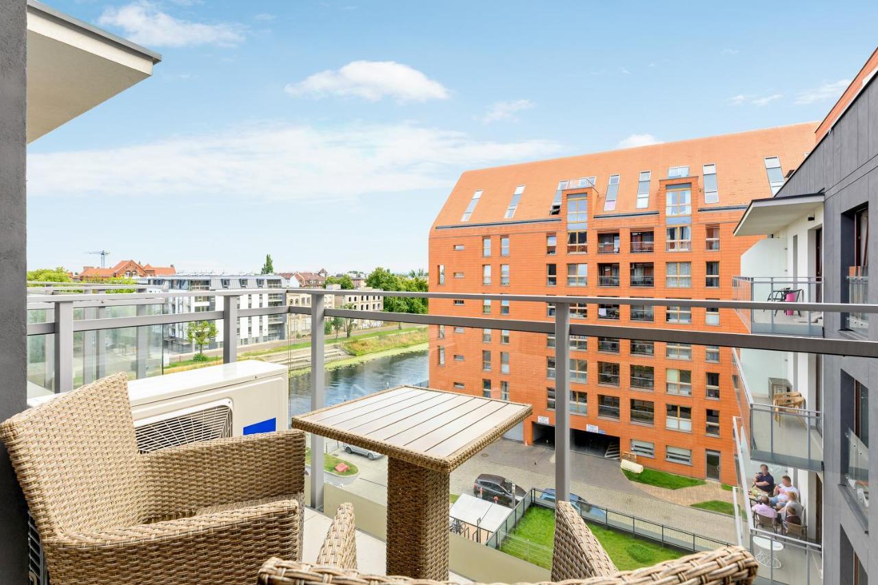 Apartment Stay-in Riverfront Lofts
