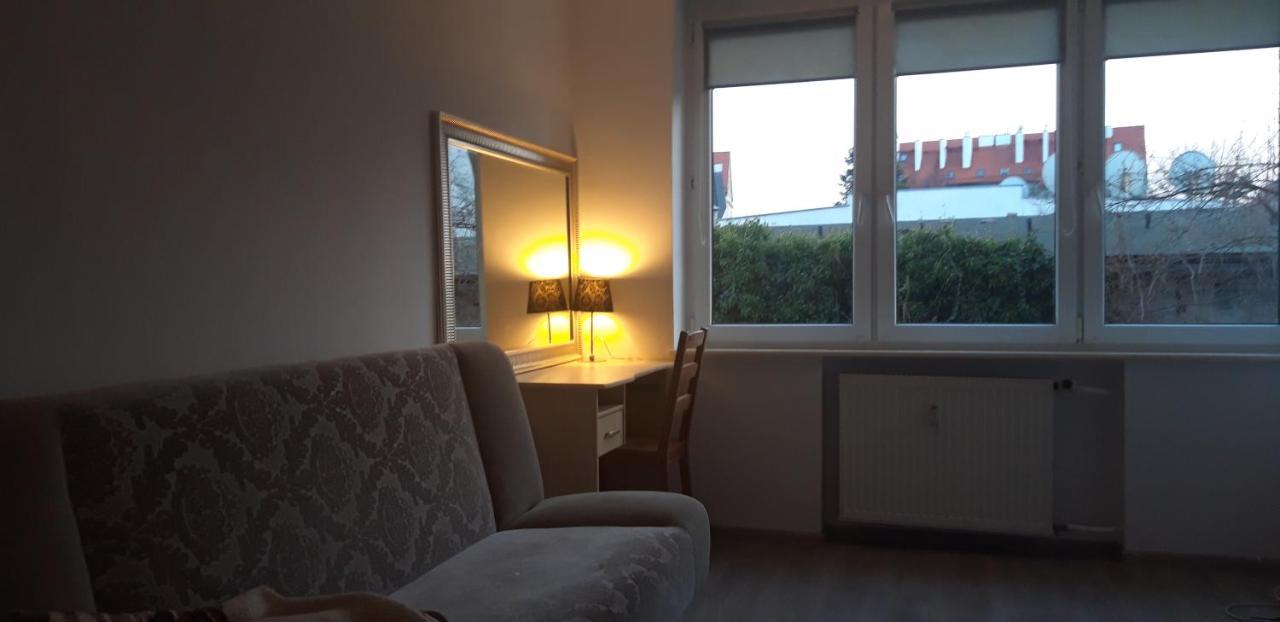 Walecznych 11 * Gdansk